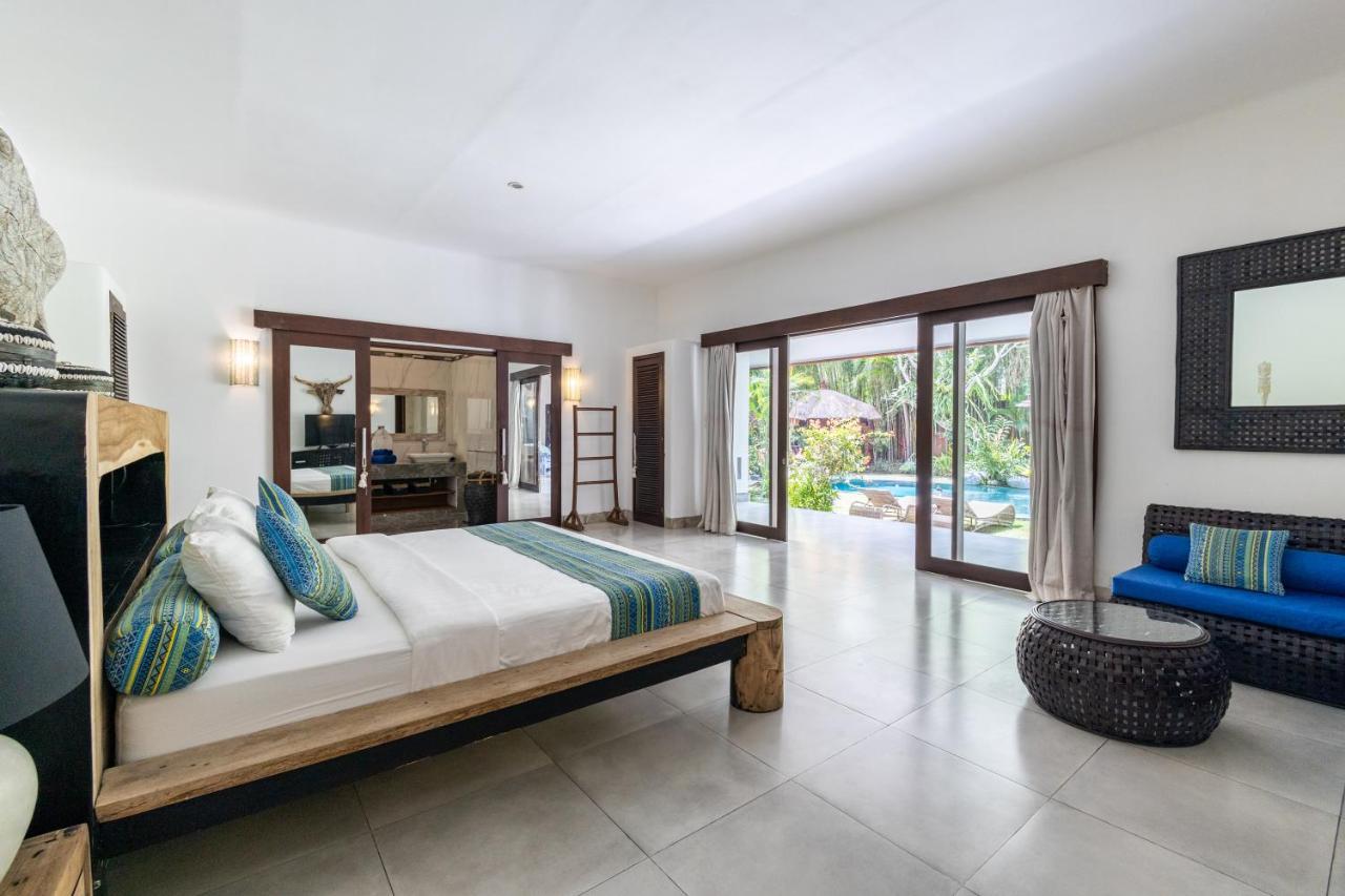 Villa Relaxing Tropical Oasis Nestled Between Canggu &