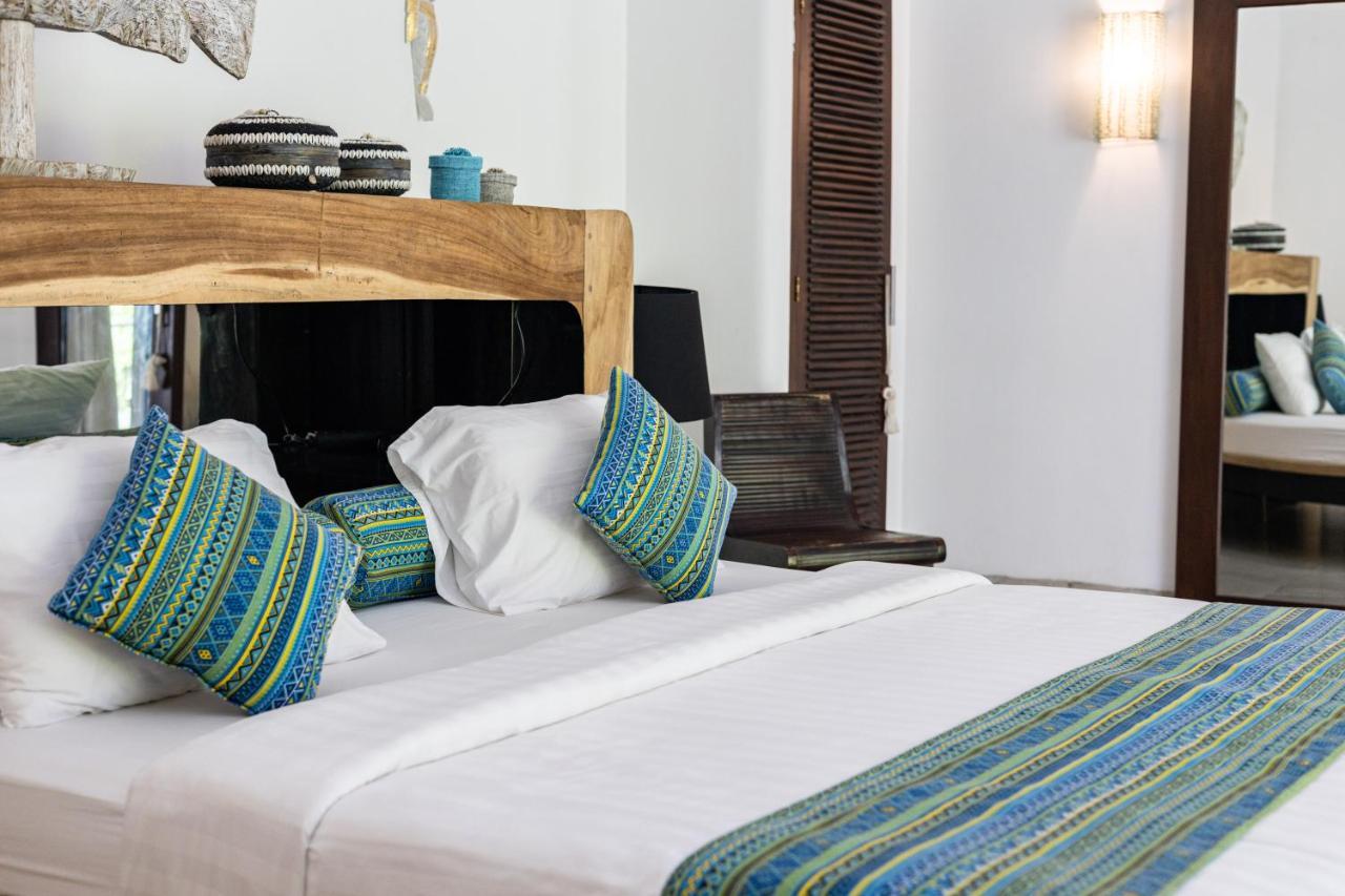 Relaxing Tropical Oasis Nestled Between Canggu & Villa Seminyak (Bali)